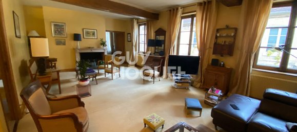 7 bedrooms Building in Compiegne, France No. 45672 10