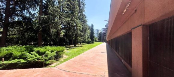 3-salle Penthouse à Milan, Italy No. 261231 3