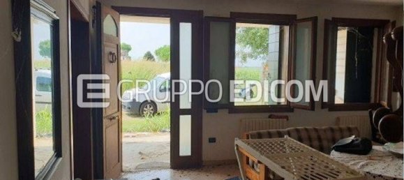 4 rooms Apartment in Chioggia, Italy No. 56493 4