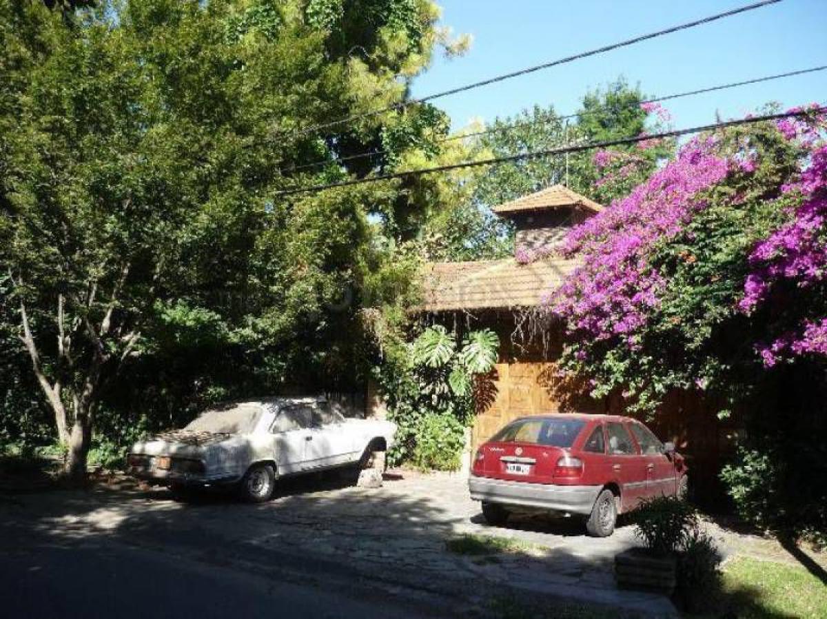 5 bedrooms House in San Isidro, Argentina No. 17877