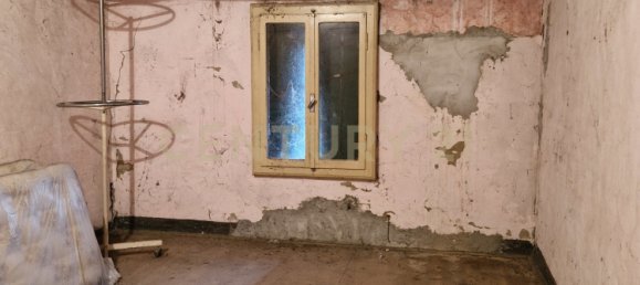 2 bedrooms House in Sanguinetto, Italy No. 279122 19