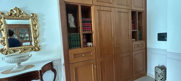 Квартира с 4 комнатами в Чериньола, Италия № 22131 2