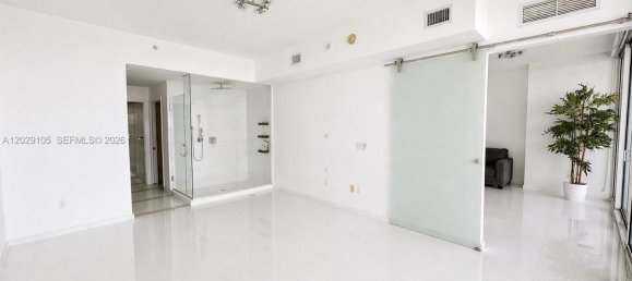 2 Schlafzimmer Gewerbliche Immobilien in Miami, USA, Nr. 615215 23