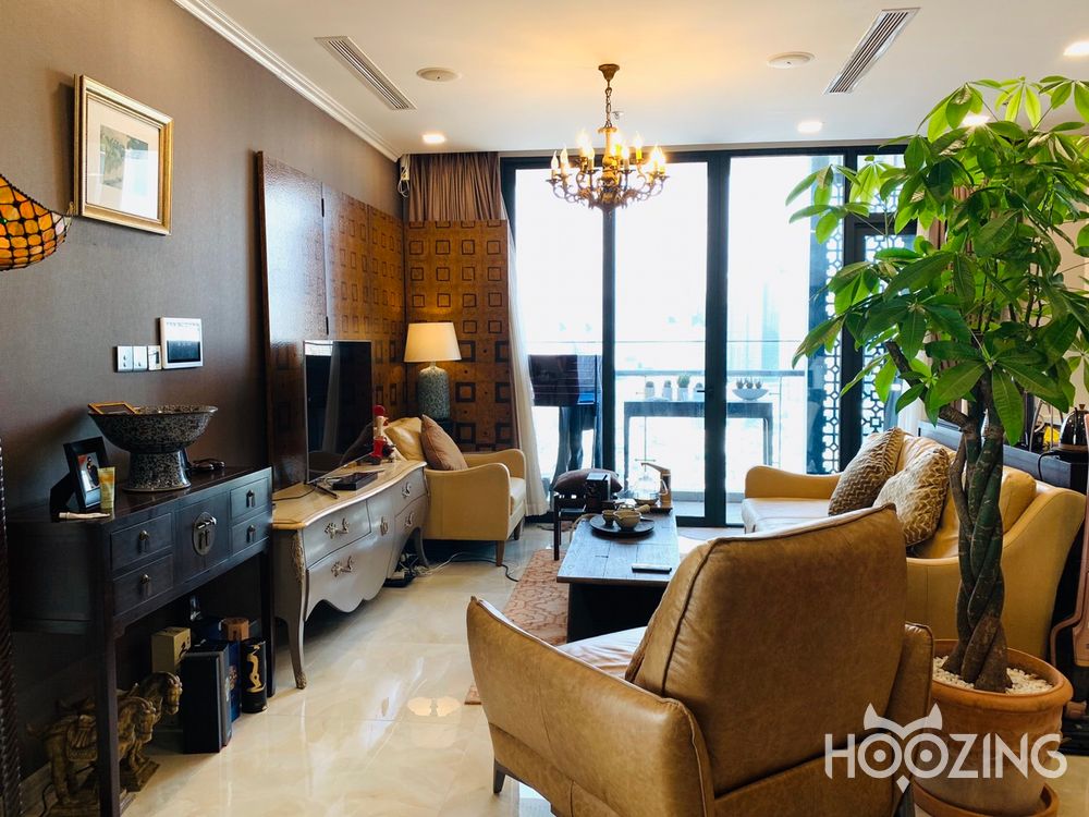 3 bedrooms Apartment in District 1, Vietnam No. 18344