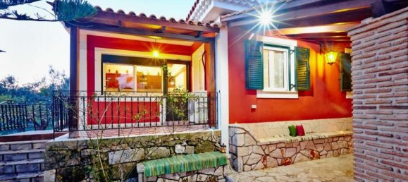 Коммерческая недвижимость с 2 спальнями в Закинтос, Греция № 500 2