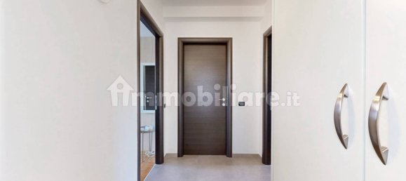 3 Schlafzimmer Wohnung in Pessano con Bornago, Italy, Nr. 316371 34