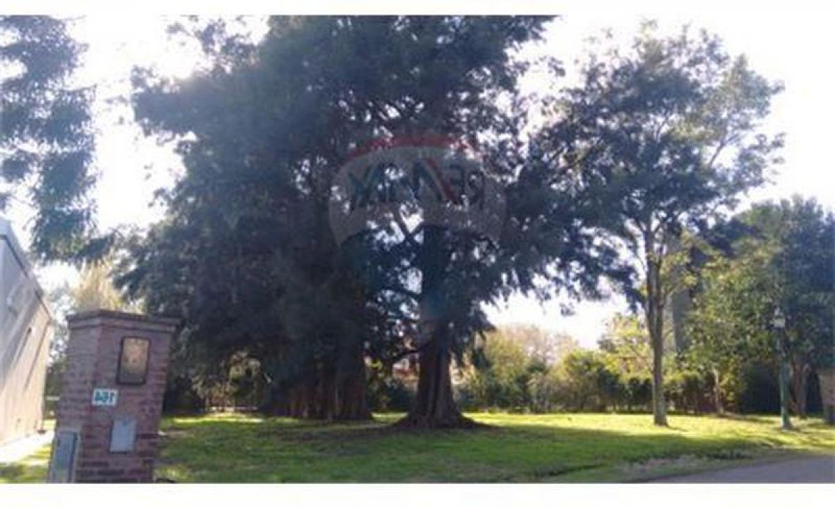  Land in Pilar, Argentina No. 40874