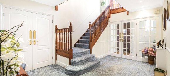 6 bedrooms House in Barnet, United Kingdom No. 6453 6