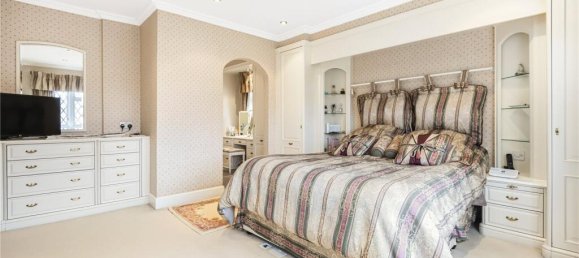 6 bedrooms House in Barnet, United Kingdom No. 6453 5