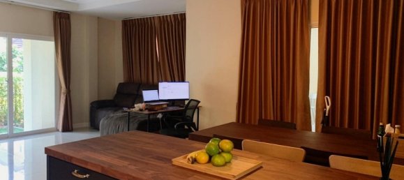 Café/restaurante de 4 dormitorios en Bangkok, Thailand No. 6630 10