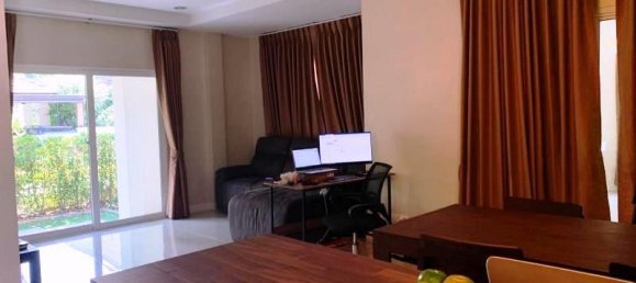 Café/restaurante de 4 dormitorios en Bangkok, Thailand No. 6630 8