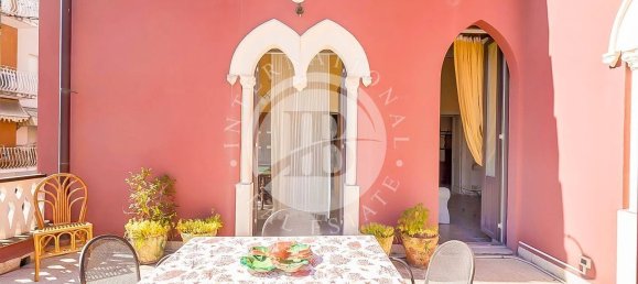 Castelos T7 em Letojanni, Italy N.º 75830 9