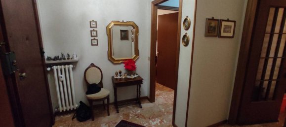 Квартира с 2 спальнями в Алессандрия, Италия № 220395 4