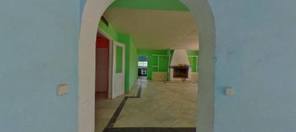 5 bedrooms Villa in Marbella, Spain No. 59945 11