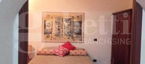 14 rooms Villa in Roccamonfina, Italy No. 300122 14
