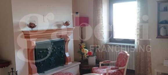 14 rooms Villa in Roccamonfina, Italy No. 300122 4