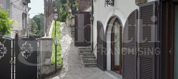 14 rooms Villa in Roccamonfina, Italy No. 300122 25