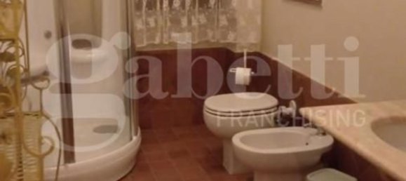 14 rooms Villa in Roccamonfina, Italy No. 300122 6