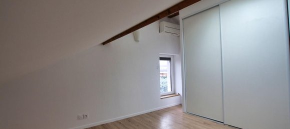 4 bedrooms House in Rhone, France No. 289744 8