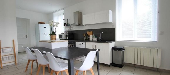 4 bedrooms House in Rhone, France No. 289744 5