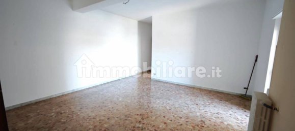 Квартира с 2 спальнями в Бари, Италия № 371107 12