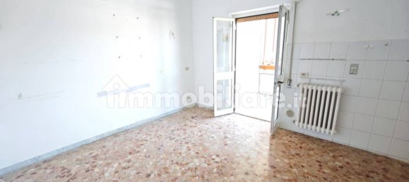 Квартира с 2 спальнями в Бари, Италия № 371107 15