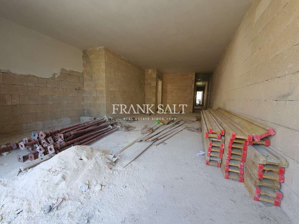 Квартира с 3 спальнями в Рабат, Мальта № 2248