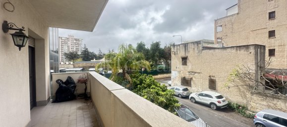 Дом с 3 комнатами в Палермо, Италия № 51024 23