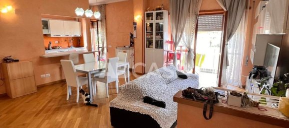 Apartamento de 3 habitaciónes en Velletri, Italy No. 12702 7