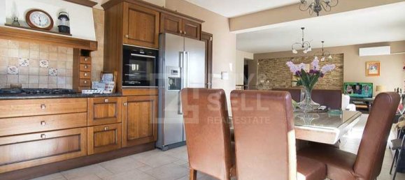 Villa de 4 dormitorios en Pera Pedi, Cyprus No. 20978 5