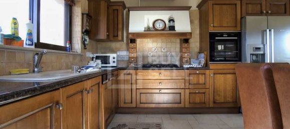 Villa de 4 dormitorios en Pera Pedi, Cyprus No. 20978 6