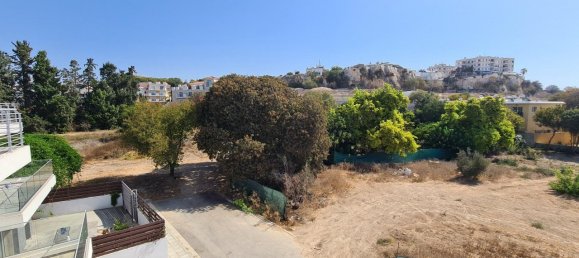 4 dormitorios propiedad comercial en venta en Paphos, Cyprus № 9656 17