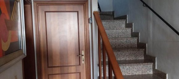 4 rooms House in Cerreto d'Esi, Italy No. 71818 2