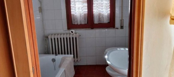 4 rooms House in Cerreto d'Esi, Italy No. 71818 6