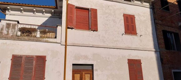 4 rooms House in Cerreto d'Esi, Italy No. 71818 12