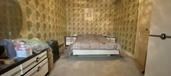 4 bedrooms House in Vierzon, France No. 90649 7