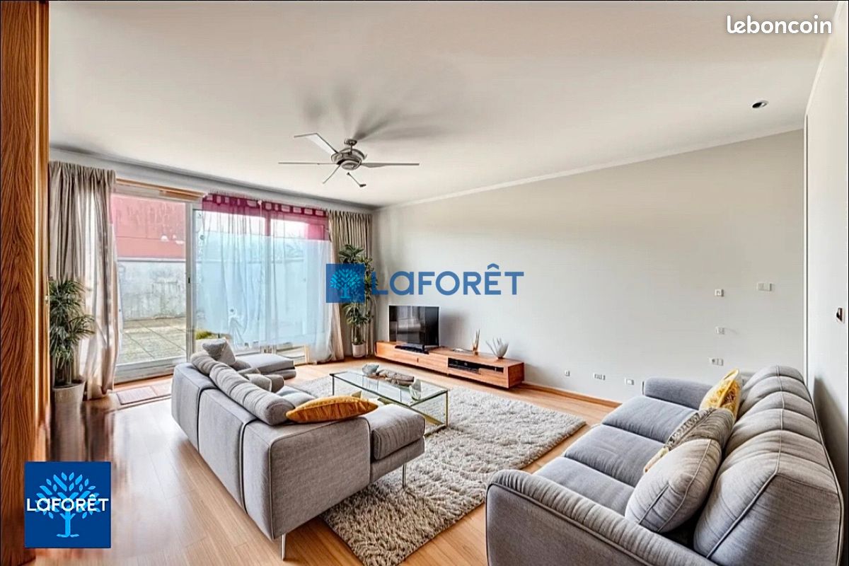 2 غرف نوم شقة في Vaux-le-Penil, France رقم 177359