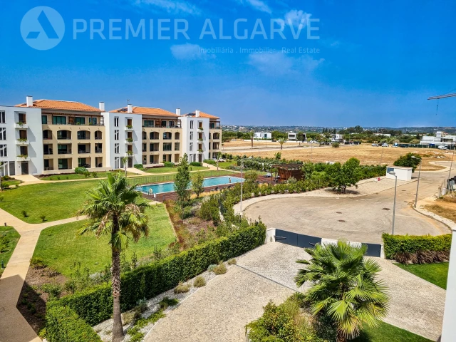 1 Schlafzimmer Penthouse in Quarteira, Portugal, Nr. 335033