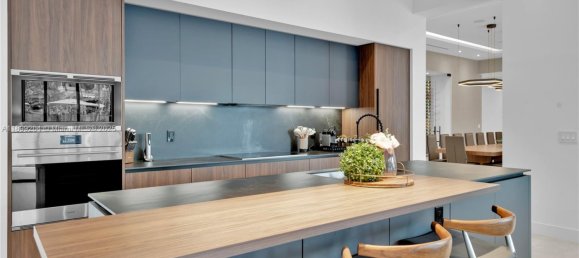 9 dormitorios villa en alquiler en Miami, Miami-Dade, Florida, USA № 615894 6