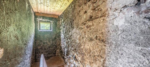 6 rooms House in Terragnolo, Italy No. 298275 23