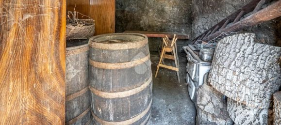 6 rooms House in Terragnolo, Italy No. 298275 16