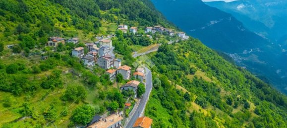 6 rooms House in Terragnolo, Italy No. 298275 32