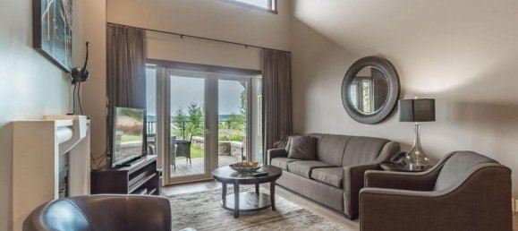 3 bedrooms House in British Columbia, Canada No. 1138 11