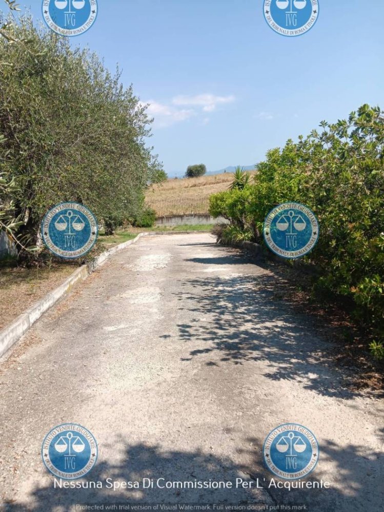 4 rooms Warehouse in Guidonia Montecelio, Italy No. 317517