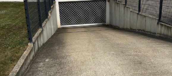  Parking in Bernkastel-Wittlich, Germany No. 305080 2