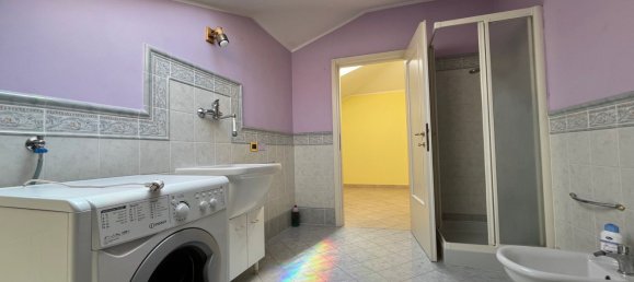 5-salle Appartement à Mirandola, Italy No. 290508 24