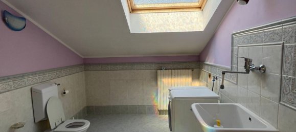 5-salle Appartement à Mirandola, Italy No. 290508 22