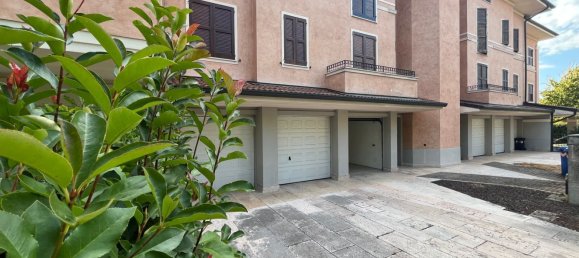 5-salle Appartement à Mirandola, Italy No. 290508 3