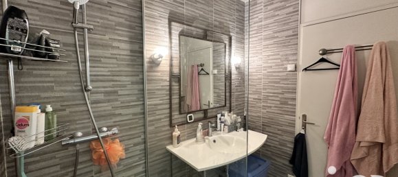 Apartamento de 3 dormitorios en Joue-les-Tours, France No. 224252 13