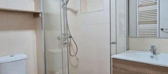 4 bedrooms Apartment in Madrid, Spain No. 189194 16